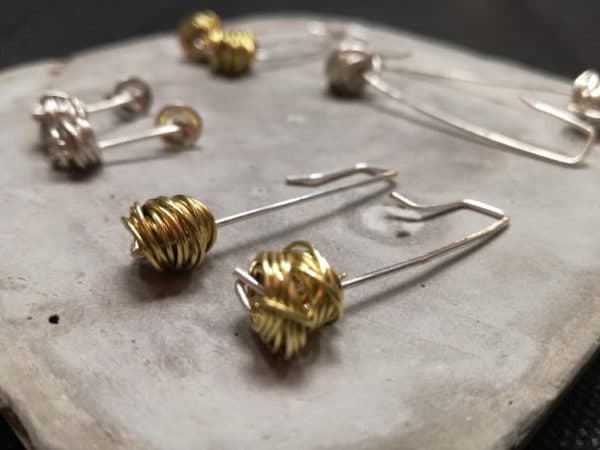bijoux-contemporain-créateur-boucles-oreille-argent